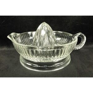 Vintage Ribbed Juicer / Reamer Clear Glass With‎ Loop Handle 6.5" Manual